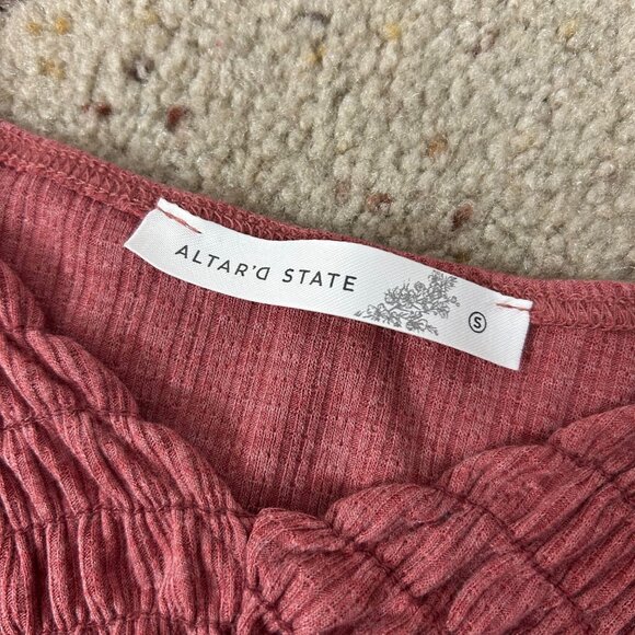 Altar’d State Mauve Pink Cropped Long Sleeve Top Smocked Size Small Women's - Picture 4 of 4